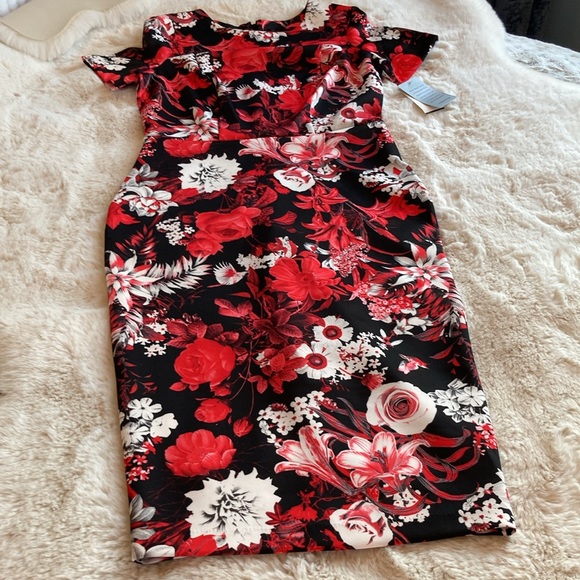 Floral midi dress. Size Medium. - Picture 3 of 15